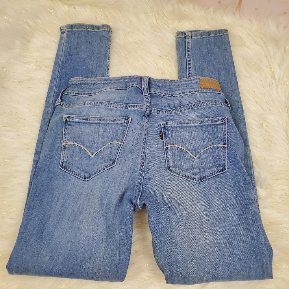 Levi’s light wash Jegging